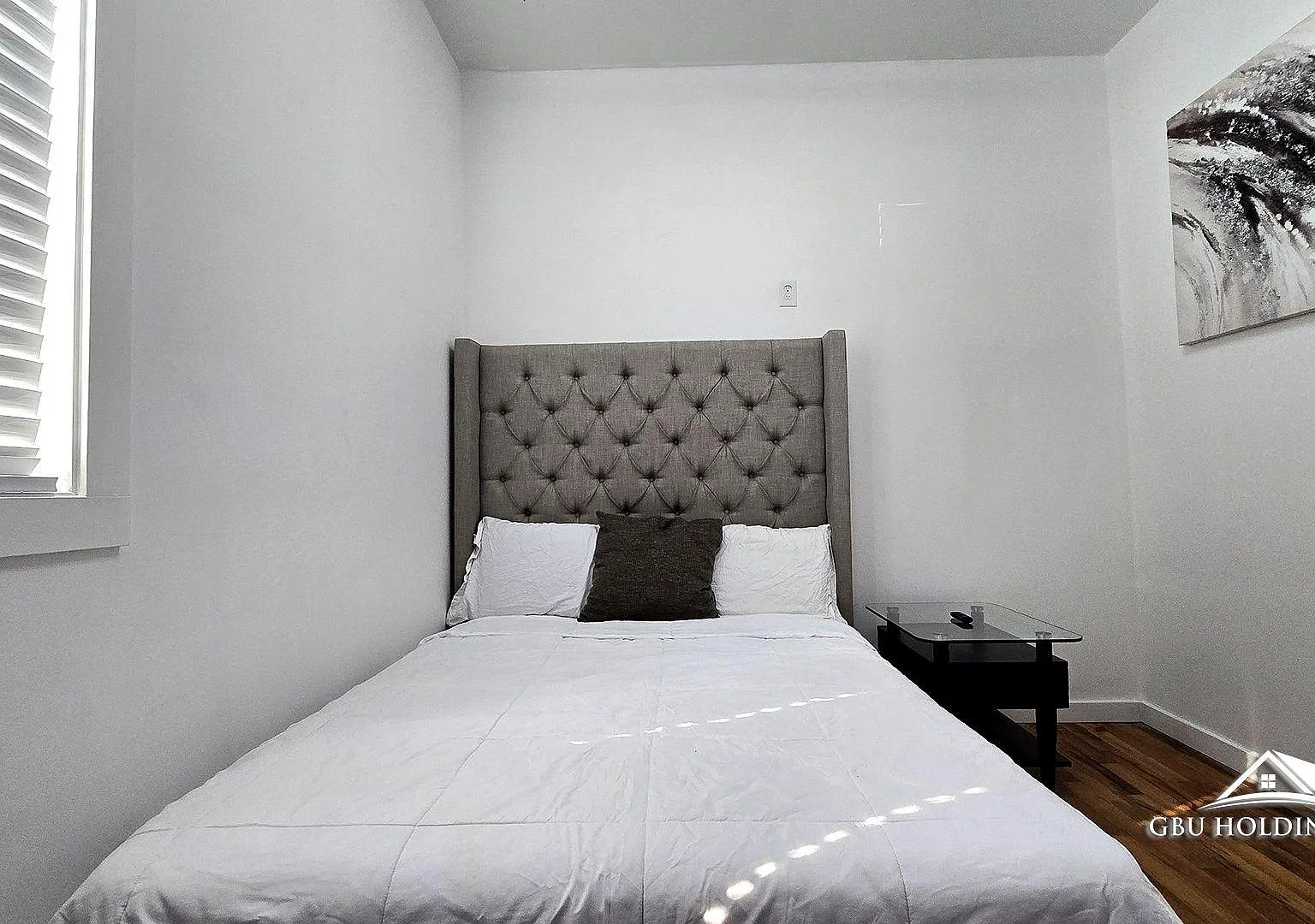 3 bed, 3.0 bath, 850 sqft, $1,027 — Photo 4