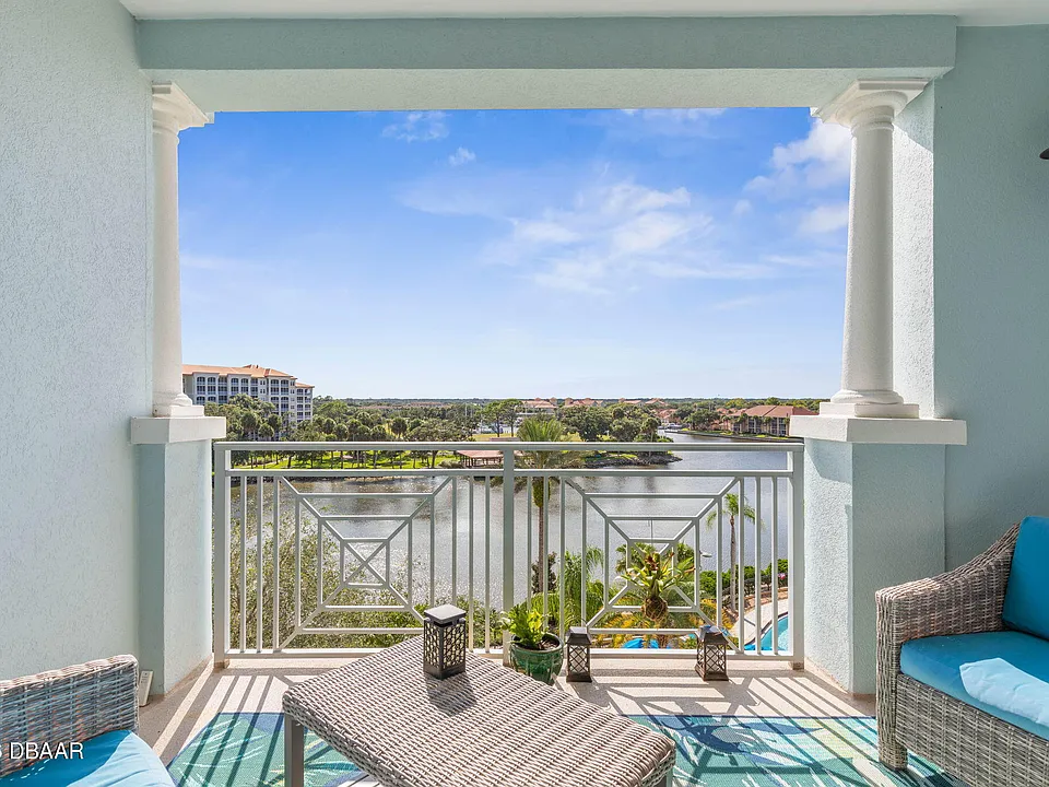 102 Yacht Harbor Dr #567