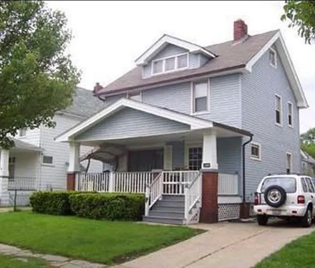3504 W 99th St photo 1
