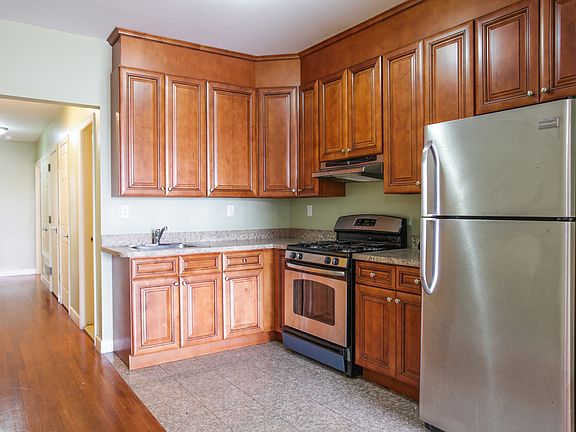 2nd image of 1054 Flatbush Ave #3