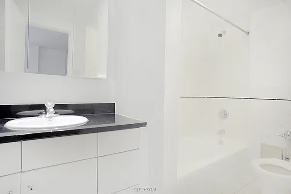 Rented by Town Residential | media 4