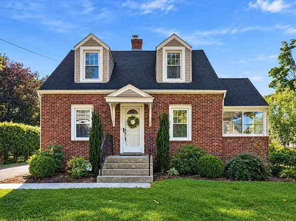 25 Dearborn St, East Longmeadow, MA 01028