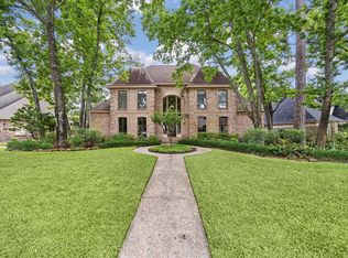 2519 Golden Pond Dr, Kingwood, TX 77345