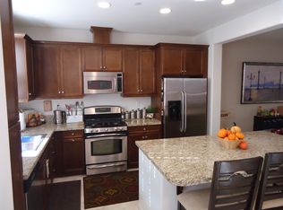 1417 Manchester Way, Tustin, CA 92782