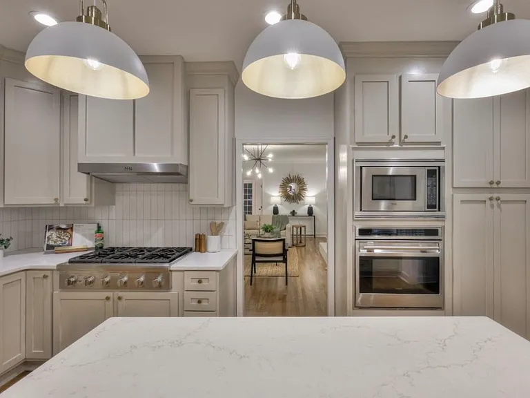 1211 Arrowhead Dr — Photo 12
