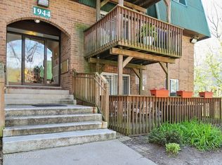 1944 Tall Oaks Dr APT 1A, Aurora, IL 60505