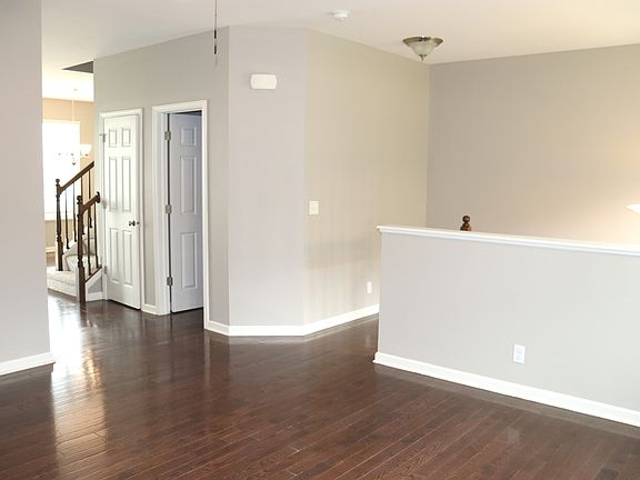 5th image of 1603 Deer Pointe Dr