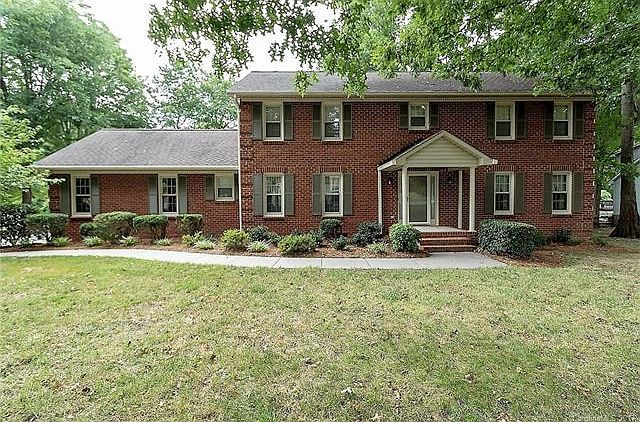 1st image of 5401 Somerset Ln