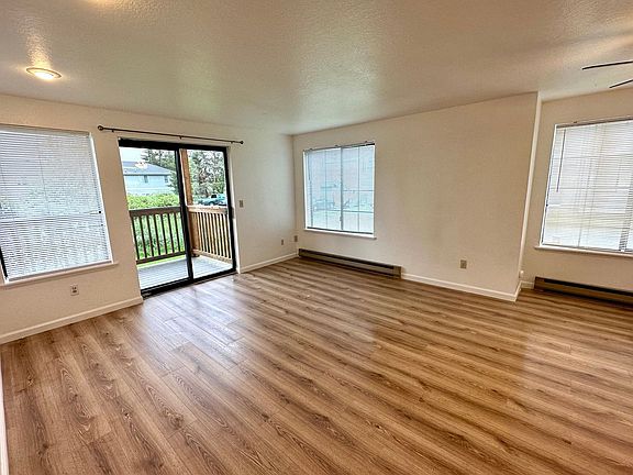 5th image of 1730 Texas St APT 1