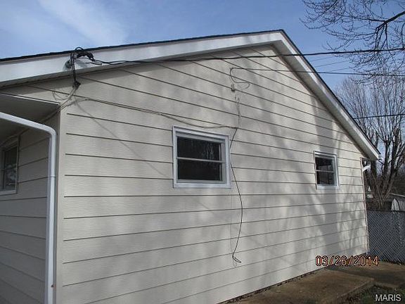 4th image of 9933 Clearwater Dr