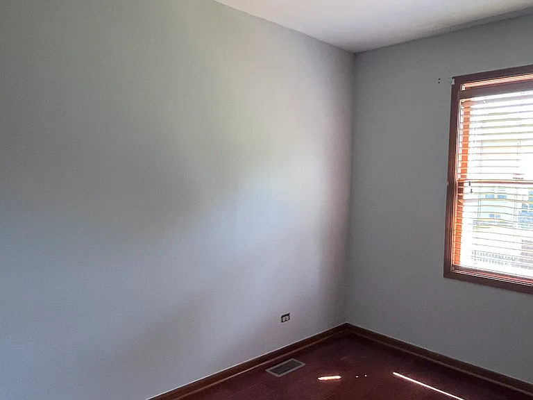 1010 N Ashbury Ave — Photo 9