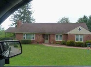 105 Rose Hill Cres, Staunton, VA 24401