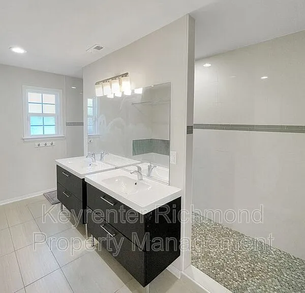 406 Bridge Creek Ct — Photo 22