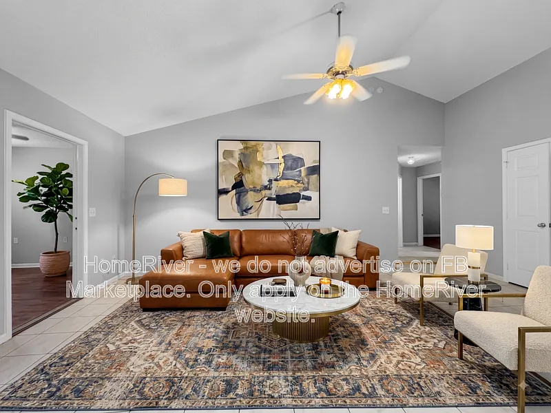3 bed, 2.0 bath, 1141 sqft, $1,850 — Photo 2