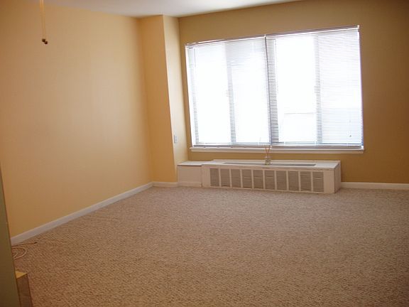 2nd image of 3100 S Manchester St APT 1133