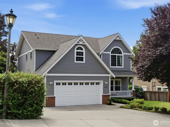 2297 NE Thistle Court, Poulsbo, WA 98370