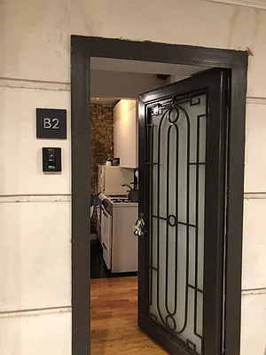 Rented by Sky Management | media 26