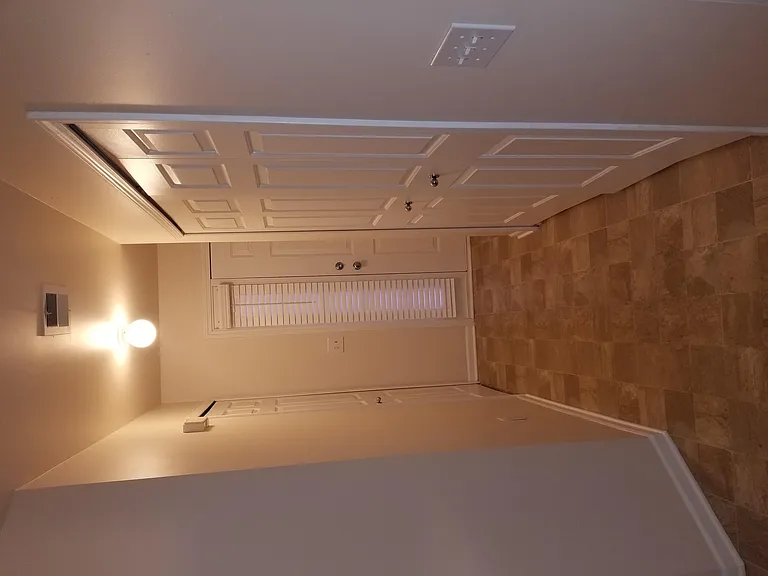 Blackberry Creek Village Apartments — Photo 18