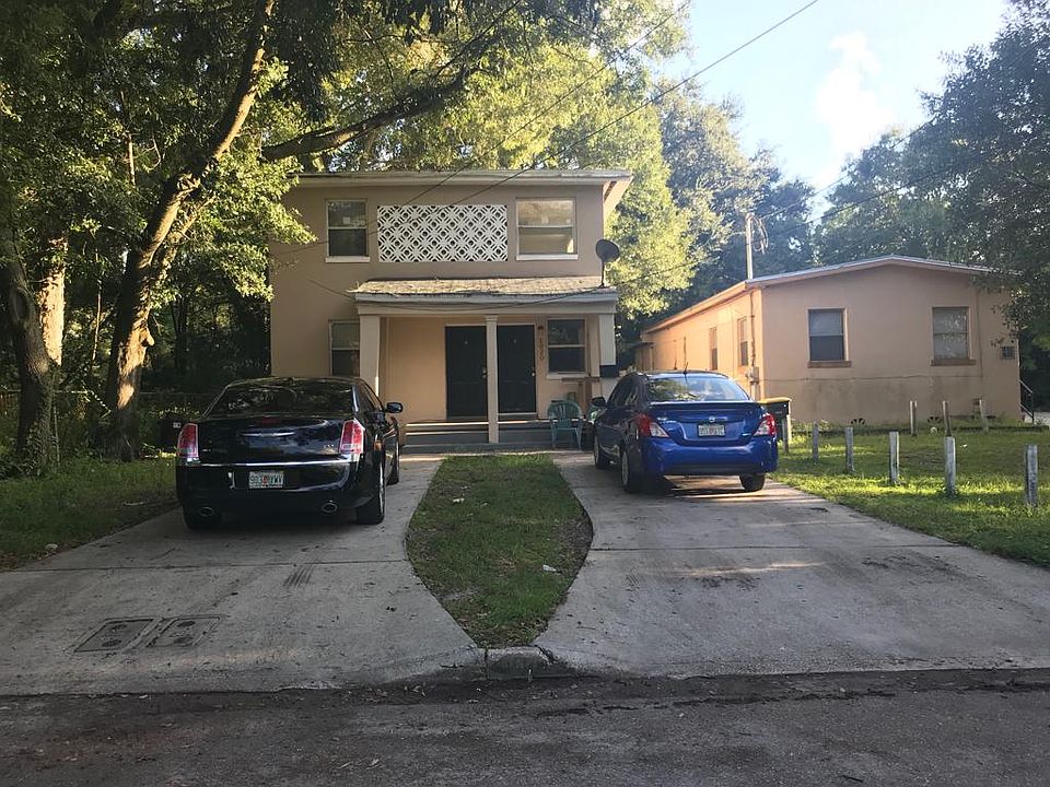 1st image of 1018 W 17th St