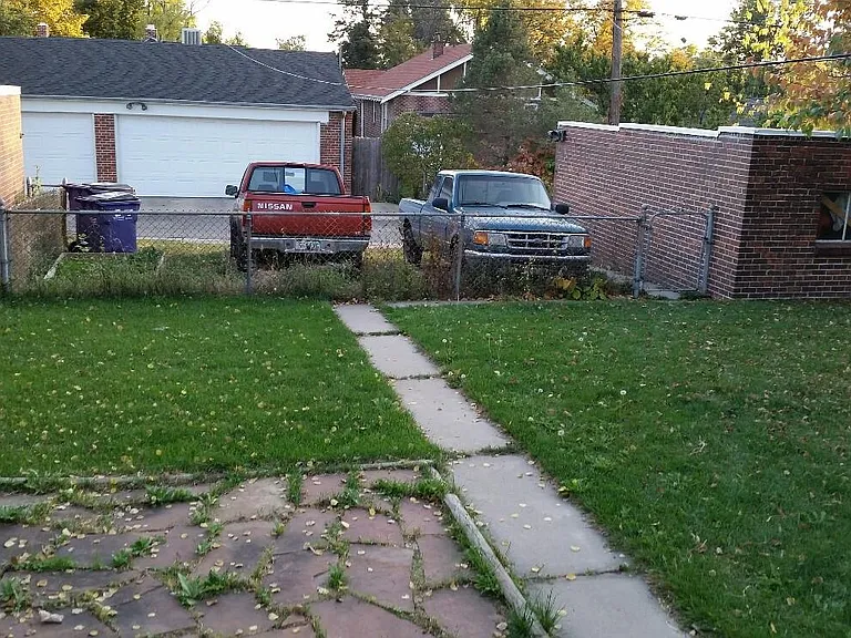 4620 W Hayward Pl — Photo 15