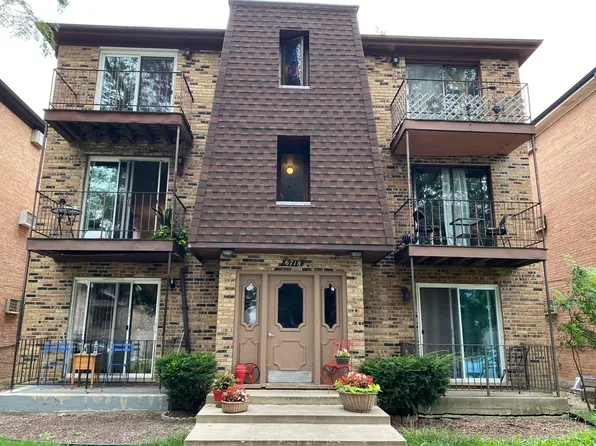 6718 W 64th Pl APT 3W, Chicago, IL 60638