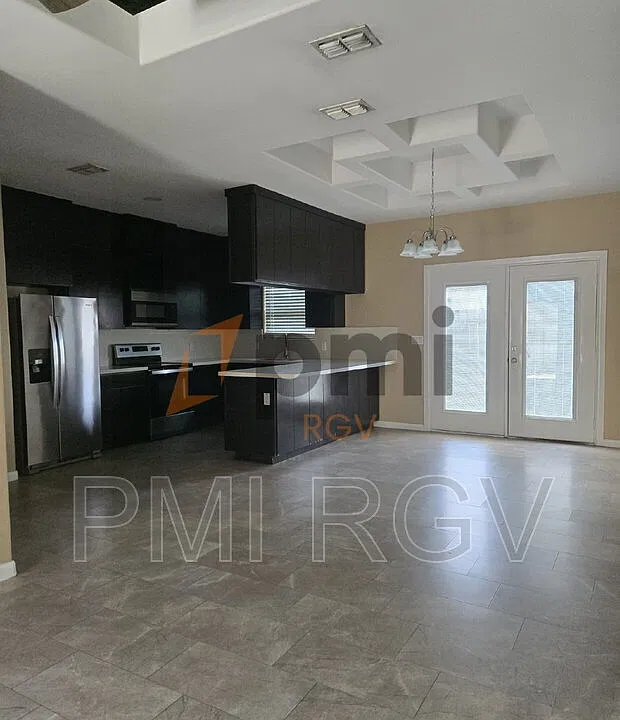 2003 Sahara St #3