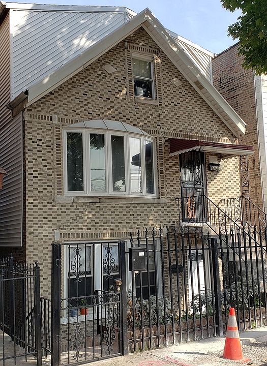 1st image of 1624 W 32nd Pl #1F