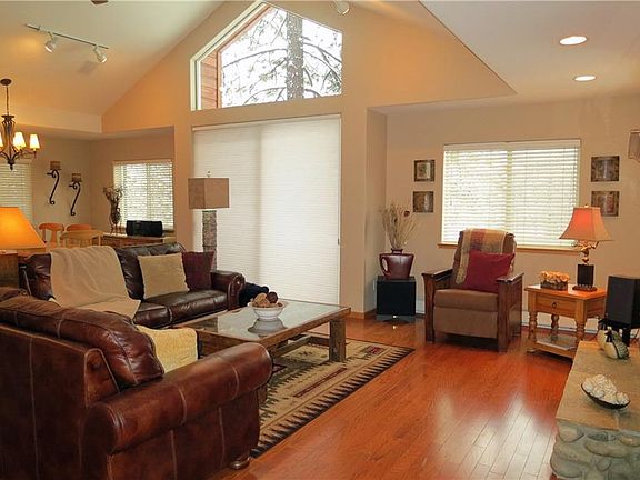 3rd image of 928 Northwood Blvd Unit 14
