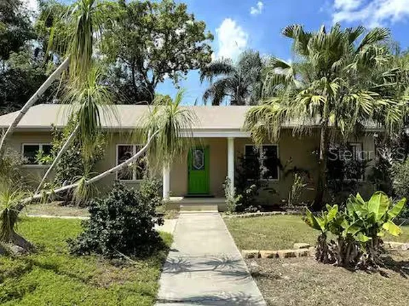 645 Avenue A NE, Winter Haven, FL 33881