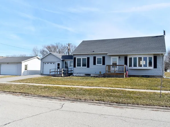 708 N 10th St, Osage, IA 50461