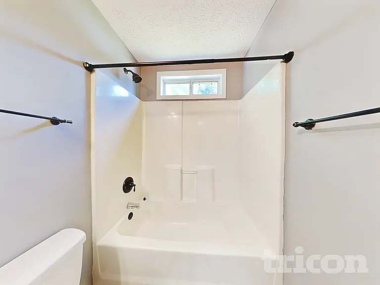 329 Kellys Walk — Photo 13