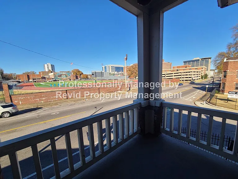 1353 Vance Ave — Photo 30