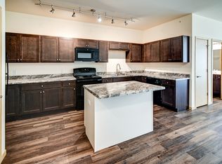 2128 Luann Ln #102, Madison, WI 53713