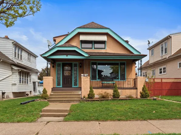 3216 South 9th PLACE, Milwaukee, WI 53215