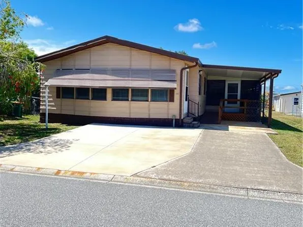 812 Oleander Cir, Barefoot Bay, FL 32976