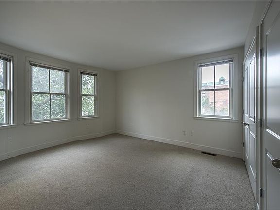 3rd image of 111 2nd St #2
