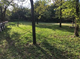 46 Rock Hill Rd, La Cygne, KS 66040