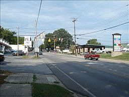 2nd image of 5319 Main St