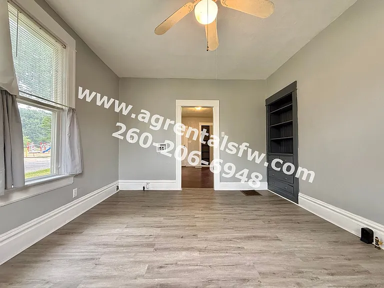 825 Eckart St — Photo 13