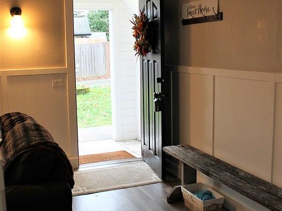 5th image of 1485 Larkspur Ln NW