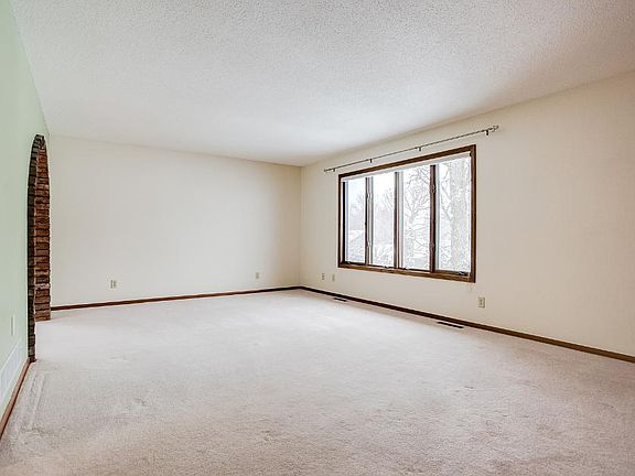 4th image of 6675 Upper 28th St N