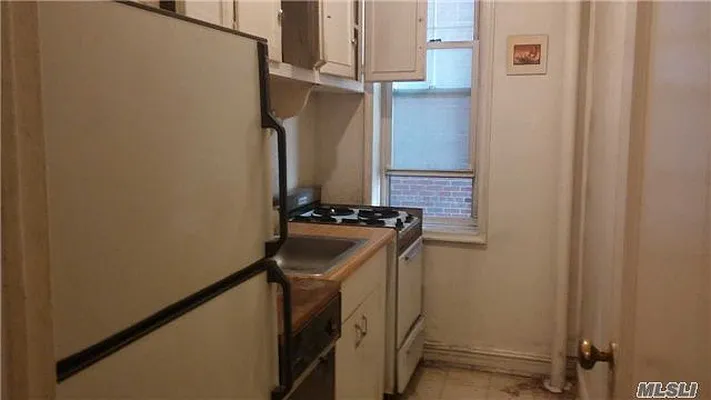 Sold by Laffey Real Estate | media 41