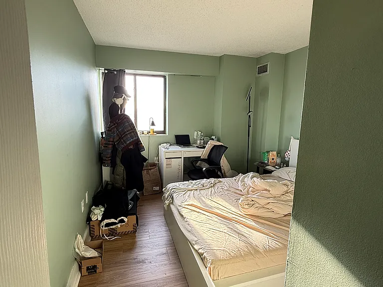 15 N Beacon St #810 — Photo 9
