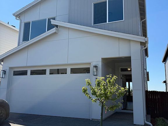 2nd image of 719 NW 174th St