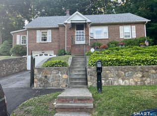 32 Homestead Avenue, Derby, CT 06418