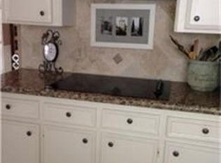 4715 Charade Dr, Houston, TX 77066