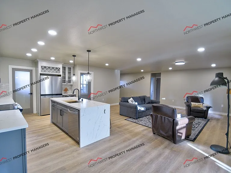 101 Sycamore Ln — Photo 8