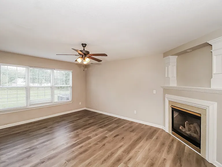 10126 Green Hedge Ave — Photo 7