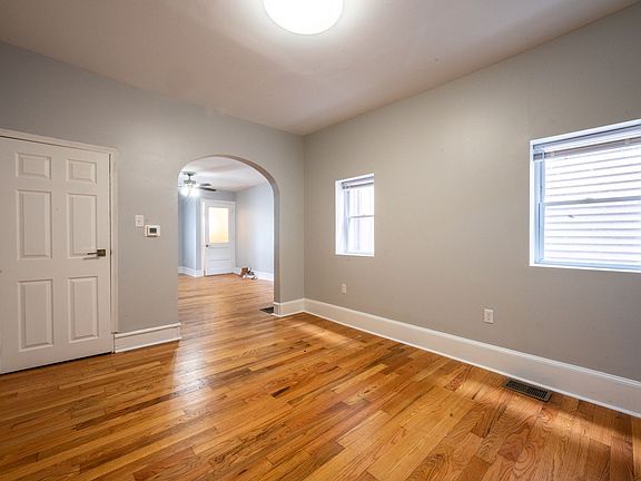 5th image of 5312 Chestnut St #1