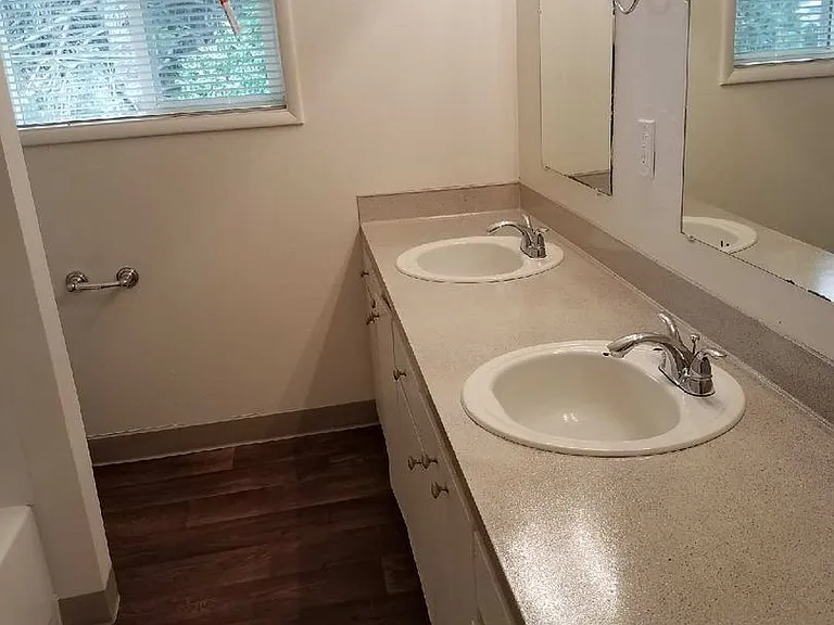 S815 - Star Apartments — Photo 73